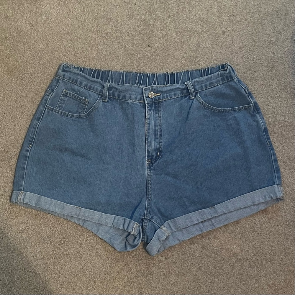 SHEIN Women’s Blue High-waisted Denim Shorts